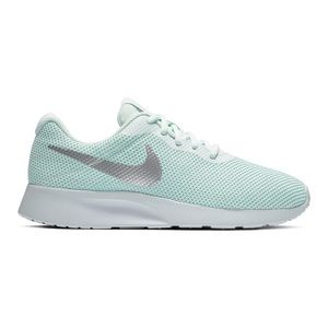 NEW Nike Tanjun - **Various Sizes**